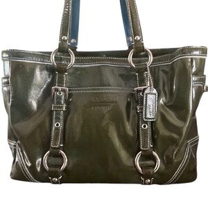 COACH Gallery G Patent Leather Purse - Green Gris